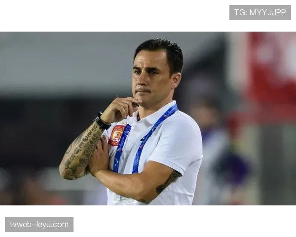 卡纳瓦罗重返广州队，誓言率队新赛季重返巅峰