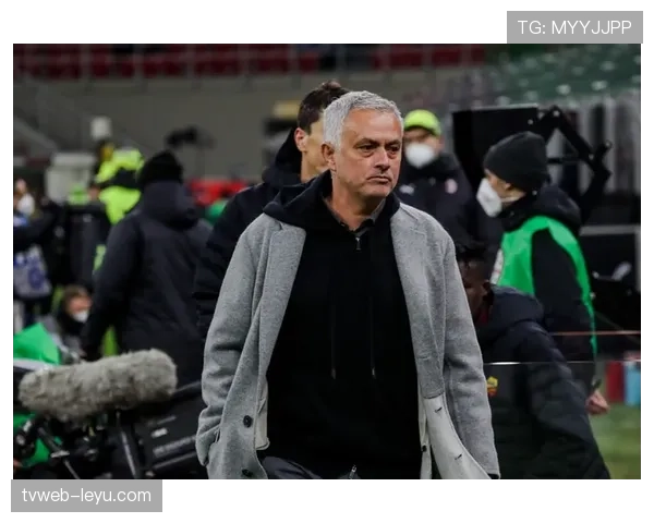 穆里尼奥战术再革新，巧妙融合新球队风格引关注