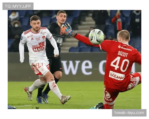 摩纳哥边路进攻焕发新生，状态回暖展现强劲势头