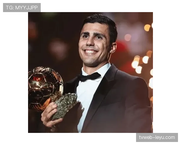 足球传奇再创辉煌！明星球员出场纪录刷新历史，表现惊艳全场